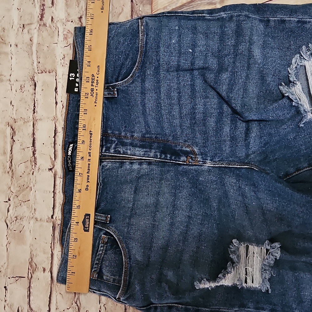Fashion Nova High Waisted DIY Bermula Jean Jorts Rough Edge Size 13 - Picture 5 of 7